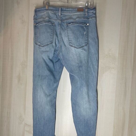 Judy Blue distressed light wash jeans frayed hem, size 14w - Picture 14 of 16
